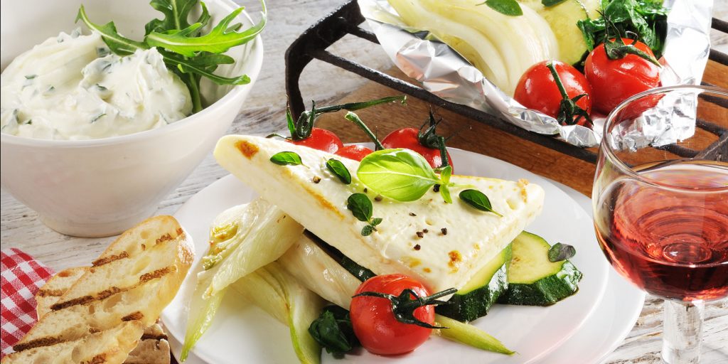 Butaris Butterschmalz Rezeptfoto Grillpäckchen mit Gemüse und Feta