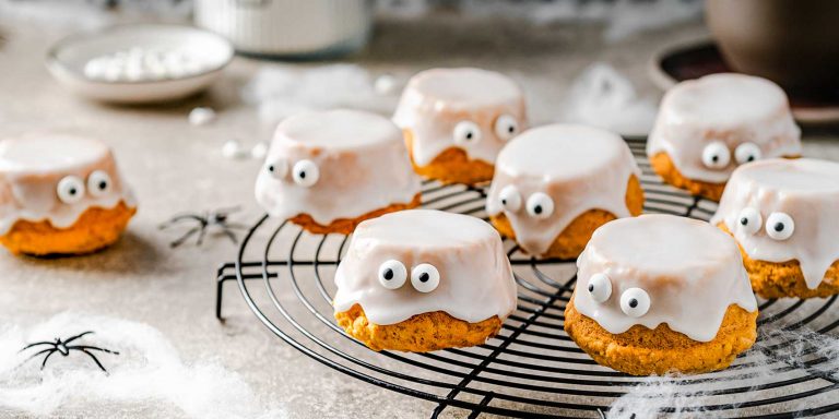 Kürbis-Muffins in Geisteroptik für Halloween von Butaris Butterschmalz